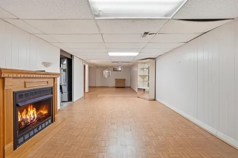 18833 Park Avenue Lansing IL 60438