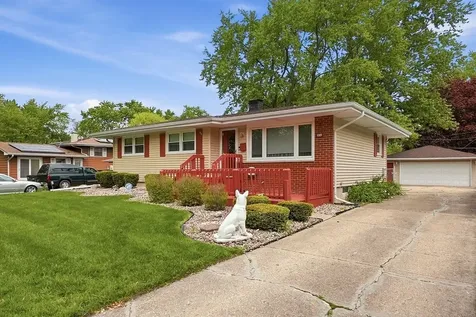 18833 Park Avenue Lansing IL 60438