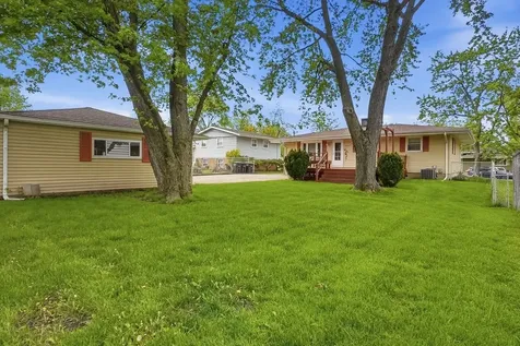 18833 Park Avenue Lansing IL 60438