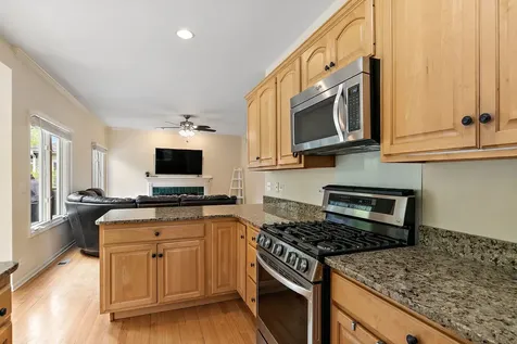 505 North Easy Street Palatine IL 60067