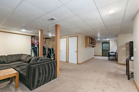 505 North Easy Street Palatine IL 60067