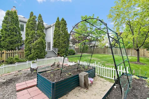 505 North Easy Street Palatine IL 60067