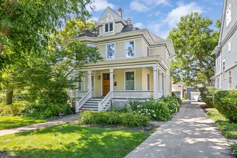 350 North Delaplaine Road Riverside IL 60546
