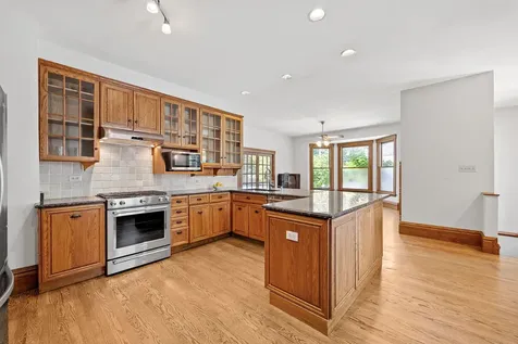 350 North Delaplaine Road Riverside IL 60546