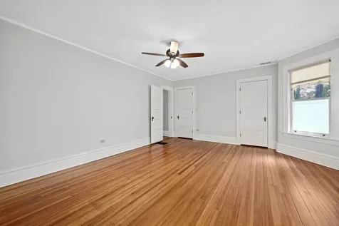 350 North Delaplaine Road Riverside IL 60546