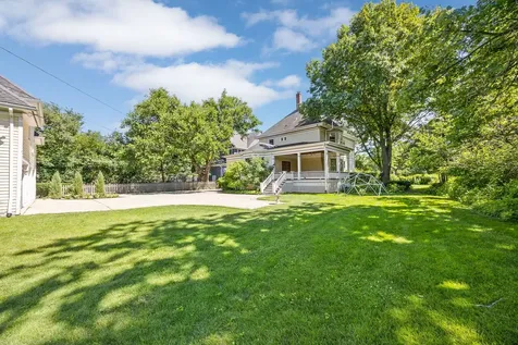 350 North Delaplaine Road Riverside IL 60546