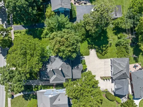 350 North Delaplaine Road Riverside IL 60546
