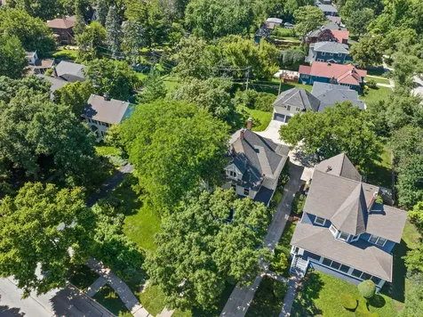 350 North Delaplaine Road Riverside IL 60546