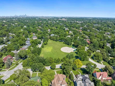 350 North Delaplaine Road Riverside IL 60546