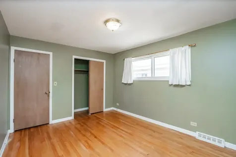 1082 Des Plaines Avenue Forest Park IL 60130