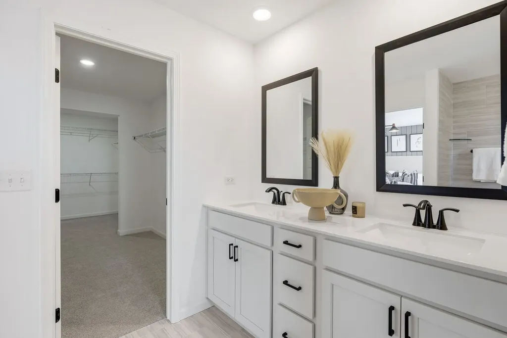 2732 Preserve Circle Aurora IL 60502