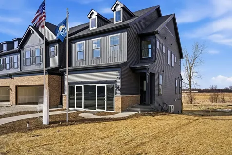 2732 Preserve Circle Aurora IL 60502