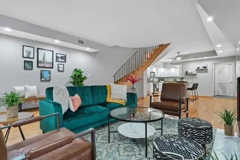 1450 West Webster Avenue Chicago IL 60614