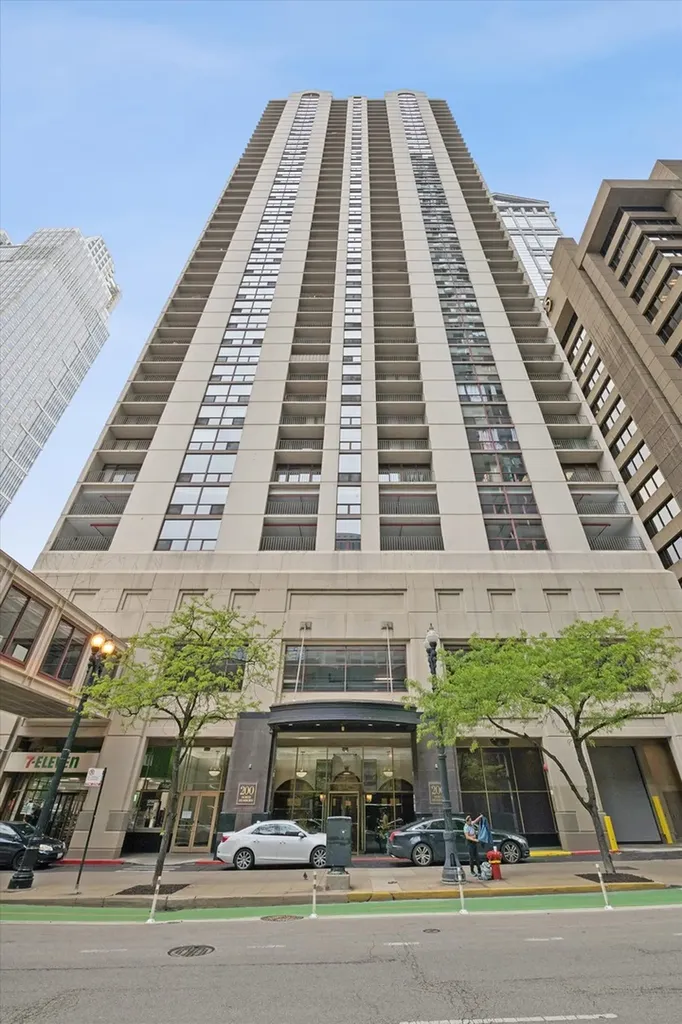 200 North Dearborn Street Chicago IL 60601