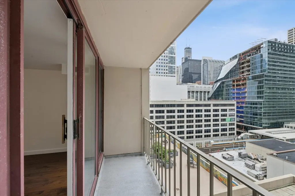 200 North Dearborn Street Chicago IL 60601