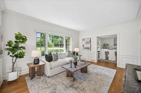 1372 Sunview Lane Winnetka IL 60093