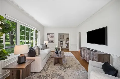 1372 Sunview Lane Winnetka IL 60093