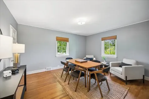 1372 Sunview Lane Winnetka IL 60093