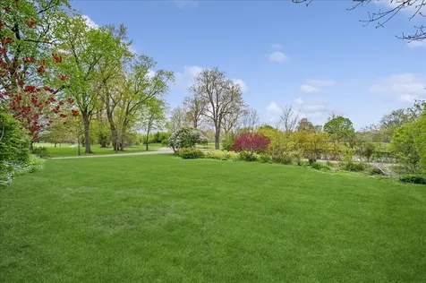 1372 Sunview Lane Winnetka IL 60093
