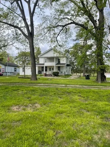 8 Bristol Ridge Road Bristol IL 60512