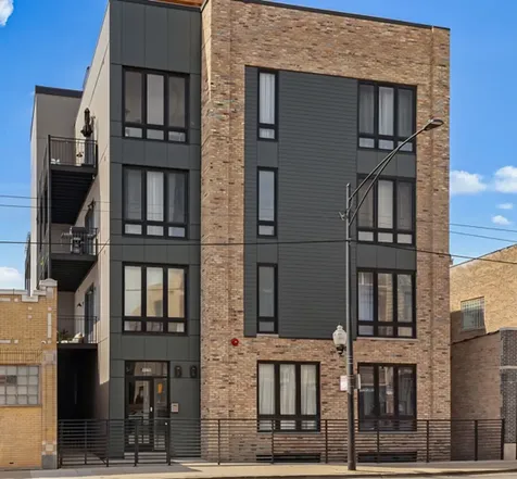 2135 West Cermak Road Chicago IL 60608