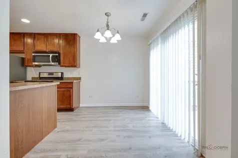 347 Devoe Drive Oswego IL 60543