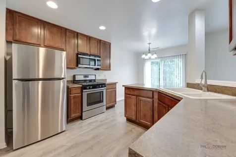 347 Devoe Drive Oswego IL 60543