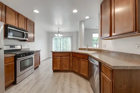 347 Devoe Drive Oswego IL 60543