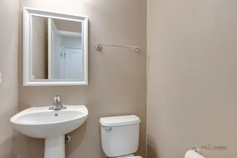 347 Devoe Drive Oswego IL 60543