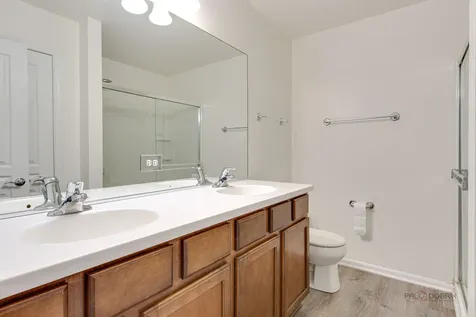 347 Devoe Drive Oswego IL 60543