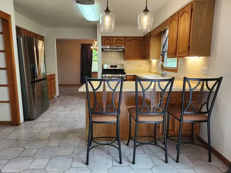 646 Meadow Lane Winthrop Harbor IL 60096