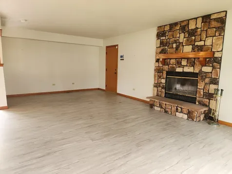 646 Meadow Lane Winthrop Harbor IL 60096