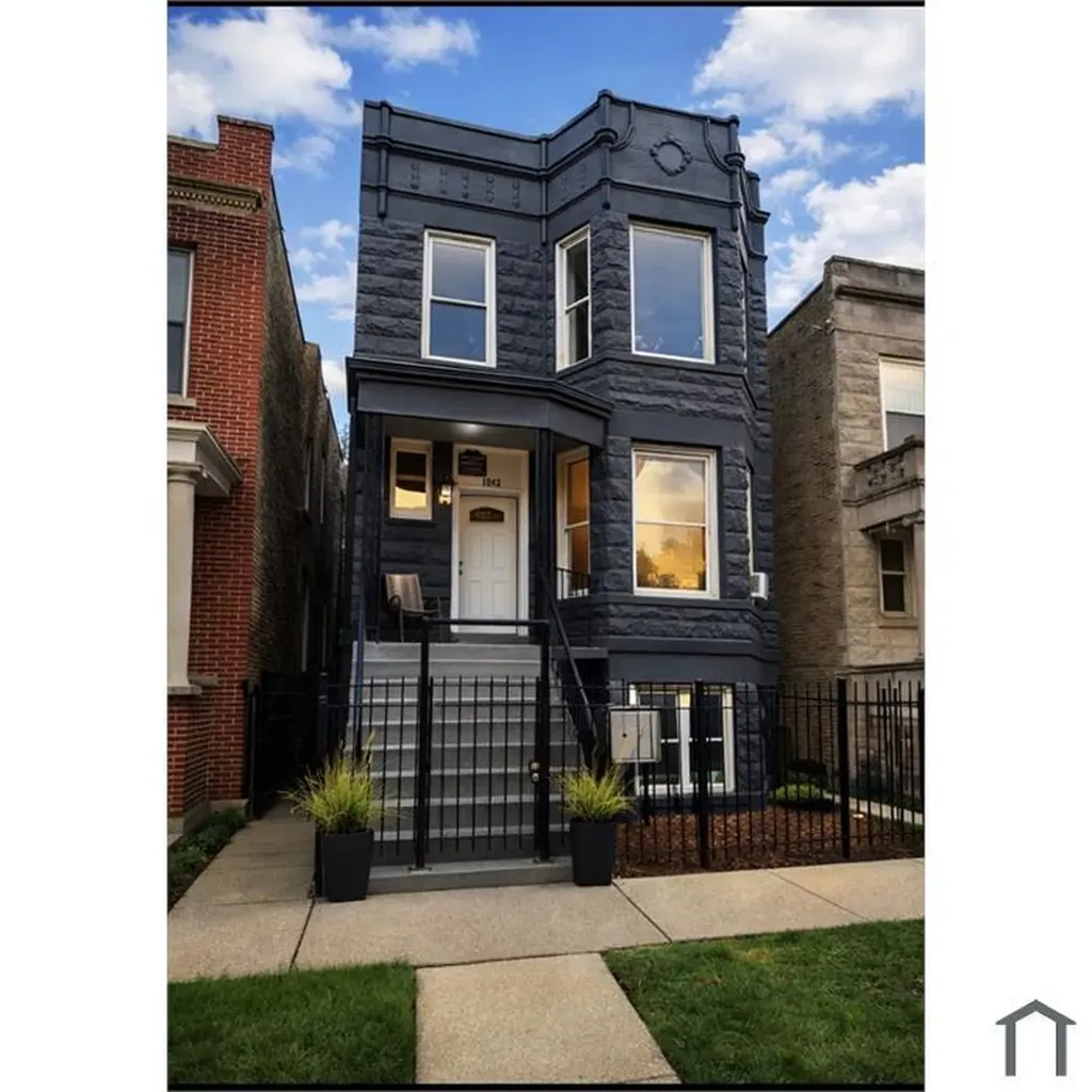1643 South Trumbull Avenue Chicago IL 60623