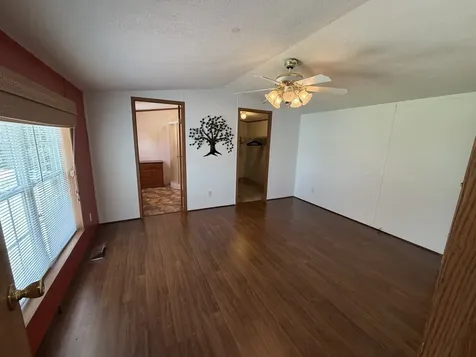 1352 13TH Street Bloomington IL 61704