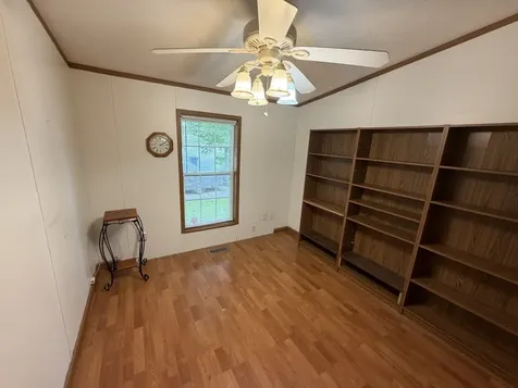 1352 13TH Street Bloomington IL 61704