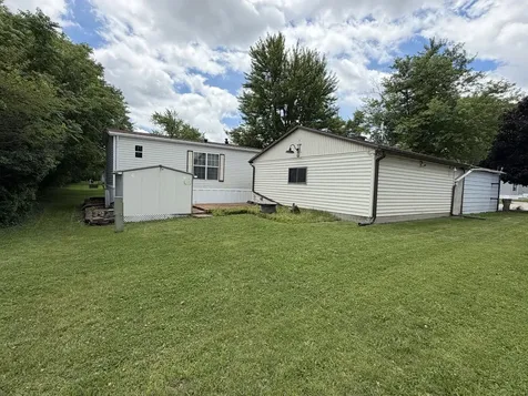 1352 13TH Street Bloomington IL 61704