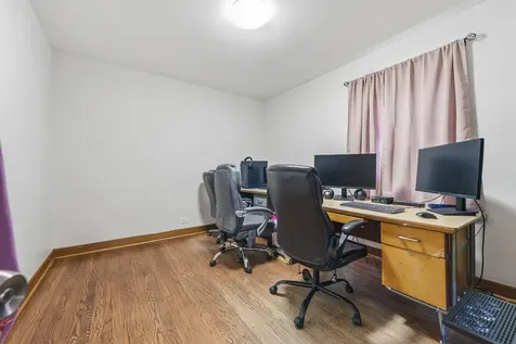 3221 Scoville Avenue Berwyn IL 60402