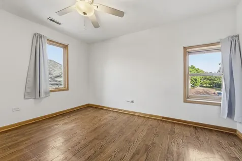 3221 Scoville Avenue Berwyn IL 60402