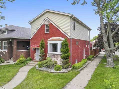 3221 Scoville Avenue Berwyn IL 60402