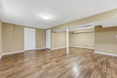 3221 Scoville Avenue Berwyn IL 60402