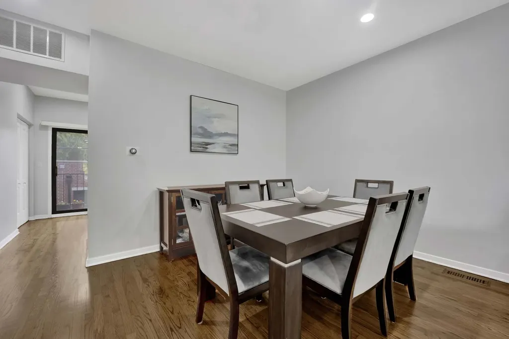 1451 West Harrison Street Chicago IL 60607
