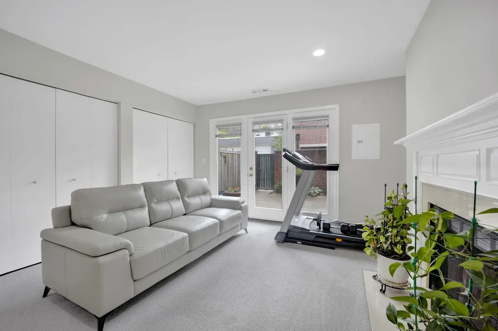 1451 West Harrison Street Chicago IL 60607