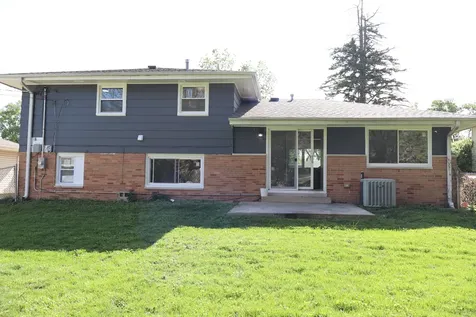 18314 Locust Street Lansing IL 60438