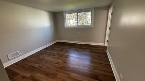 18314 Locust Street Lansing IL 60438