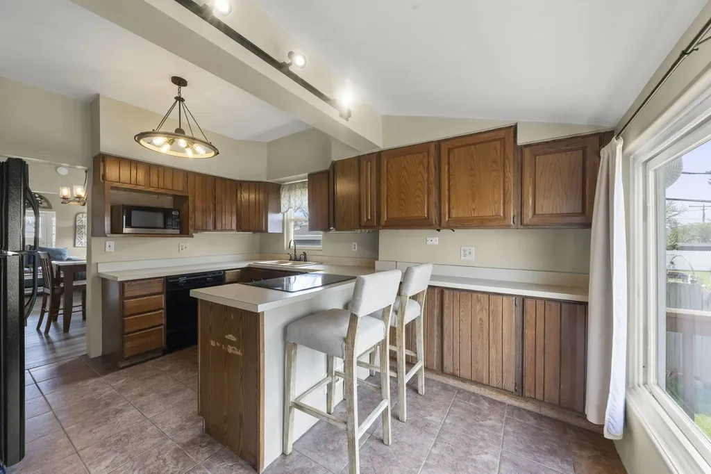 202 South Pick Avenue Elmhurst IL 60126