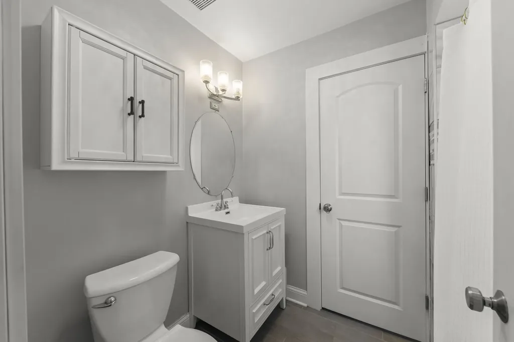 202 South Pick Avenue Elmhurst IL 60126