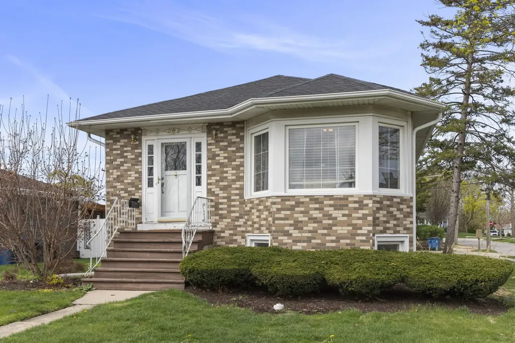 202 South Pick Avenue Elmhurst IL 60126