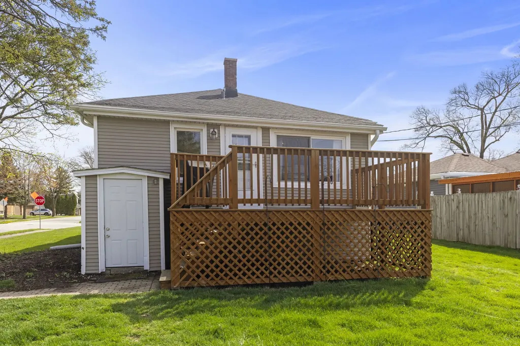 202 South Pick Avenue Elmhurst IL 60126