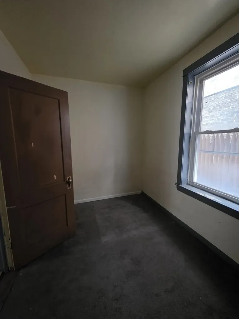 4140 South Albany Avenue Chicago IL 60632