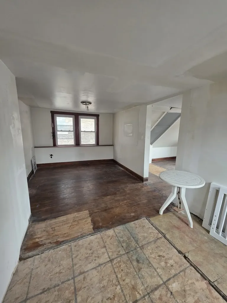 4140 South Albany Avenue Chicago IL 60632
